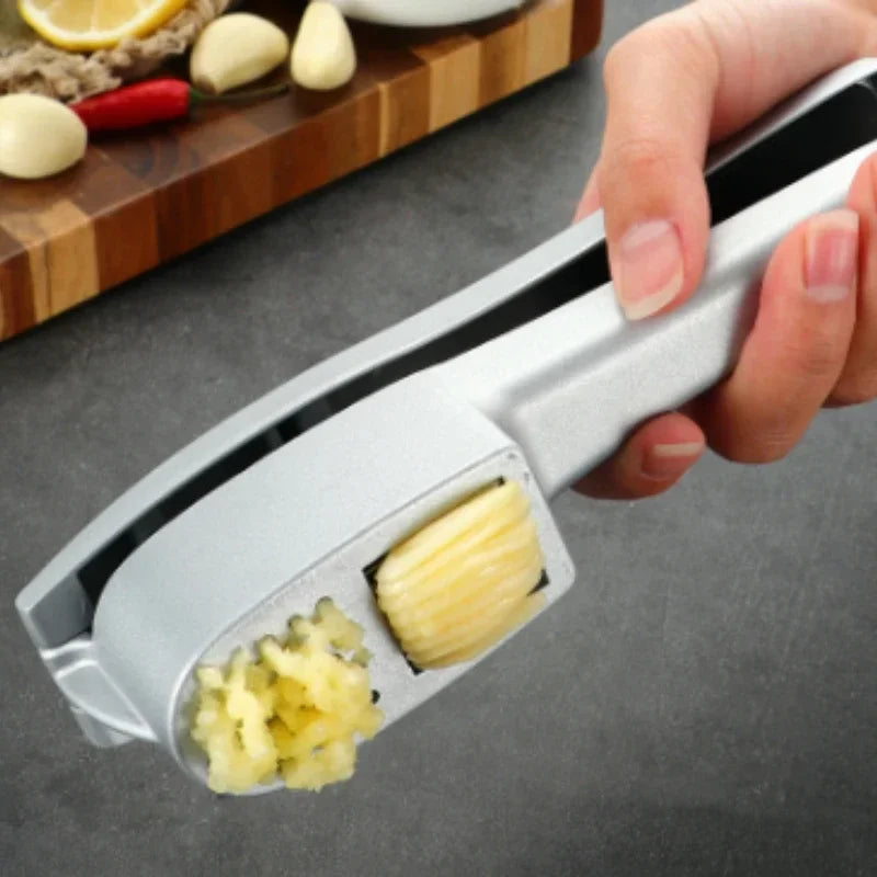 2-in-1 Garlic Press and Slicer – Durable Zinc Alloy Kitchen Tool for Effortless Garlic Preparation 1