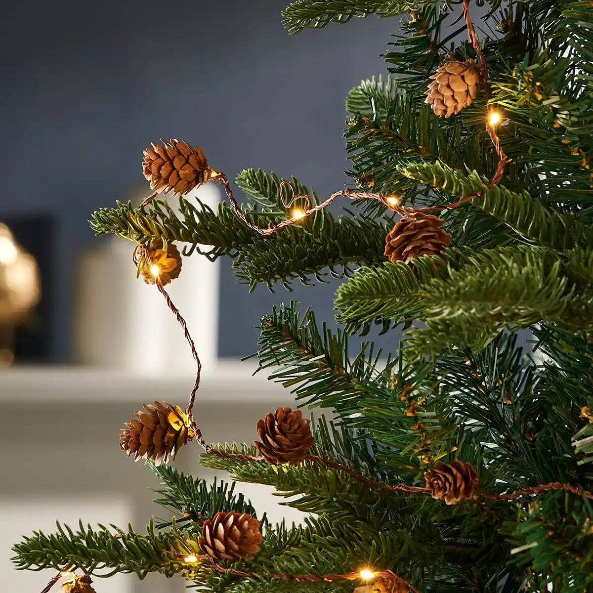 6 Ft Pinecone String Lights with 20 Warm White LED Bulbs – Battery Operated Indoor Decorative Lighting 2
