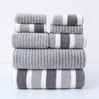 8-Piece Luxury Bath Towel Set in Plush Coral Fleece – Quick-Drying, Soft, Machine Washable Towels for Everyday Use 1