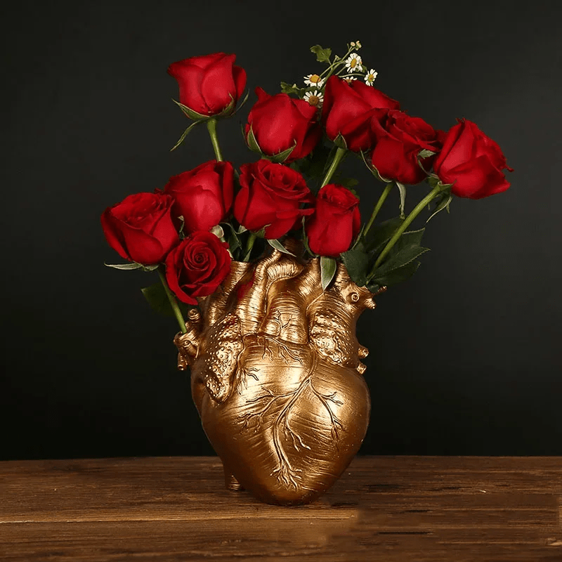 Anatomical Heart Flower Vase - Unique Resin Design for Fresh & Dried Flowers 9
