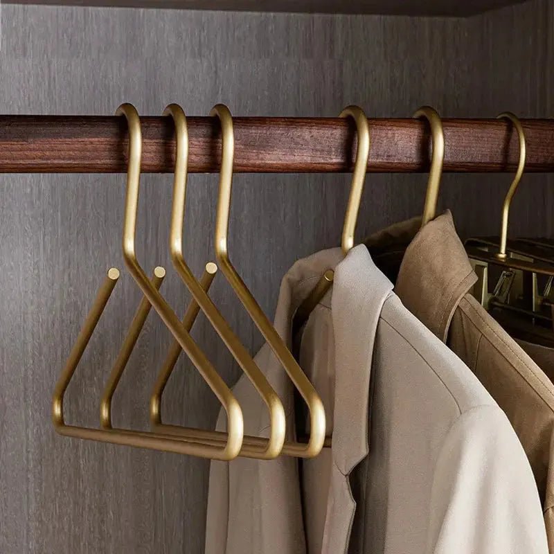 Anti-Slip Clothes Hanger - Durable Matte Finish, Space-Saving Design, 5-Pack 0