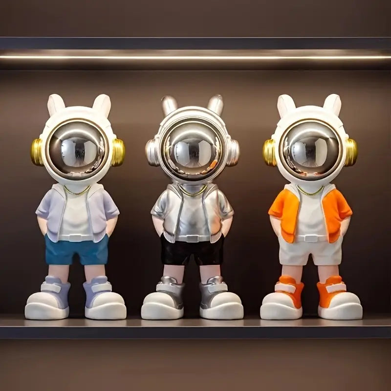 Astronaut Figurine - Unique Modern Art Décor for Home & Office 2