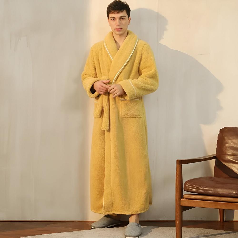 Bathrobe - Cozy Coral Fleece Mens Robe for Year-Round Comfort 2