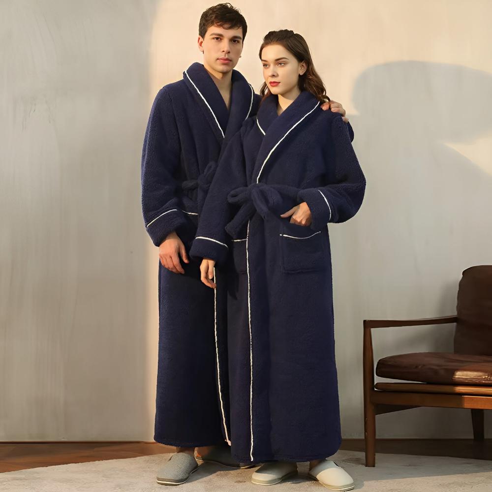 Bathrobe - Cozy Coral Fleece Mens Robe for Year-Round Comfort 3