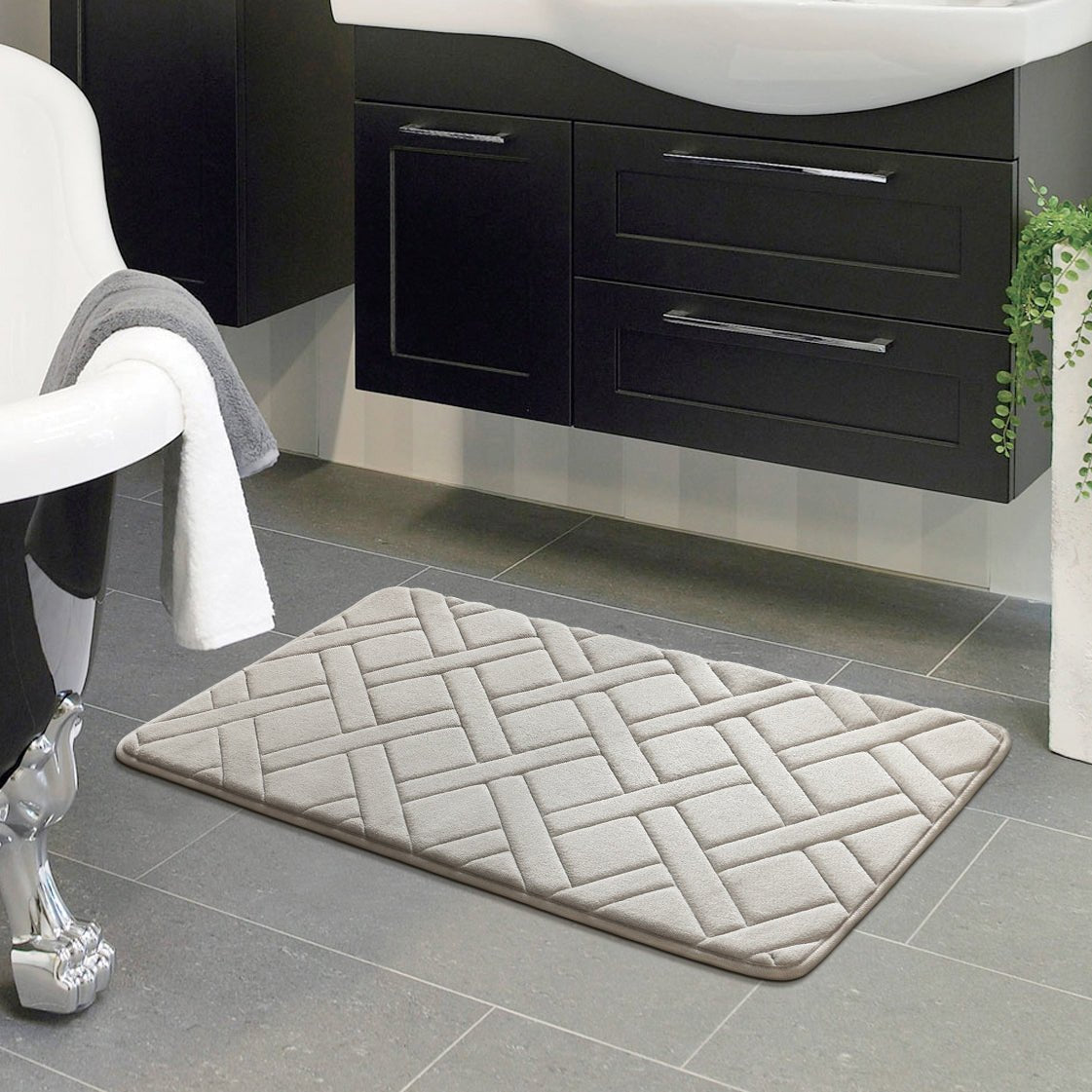 Bathroom Mat - Soft Microfiber Non-Slip Rug with Elegant Cross Pattern 0