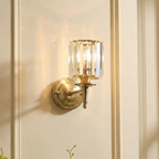 Brass Wall Sconce - Elegant Crystal Accents for Stylish Wall Lighting 3