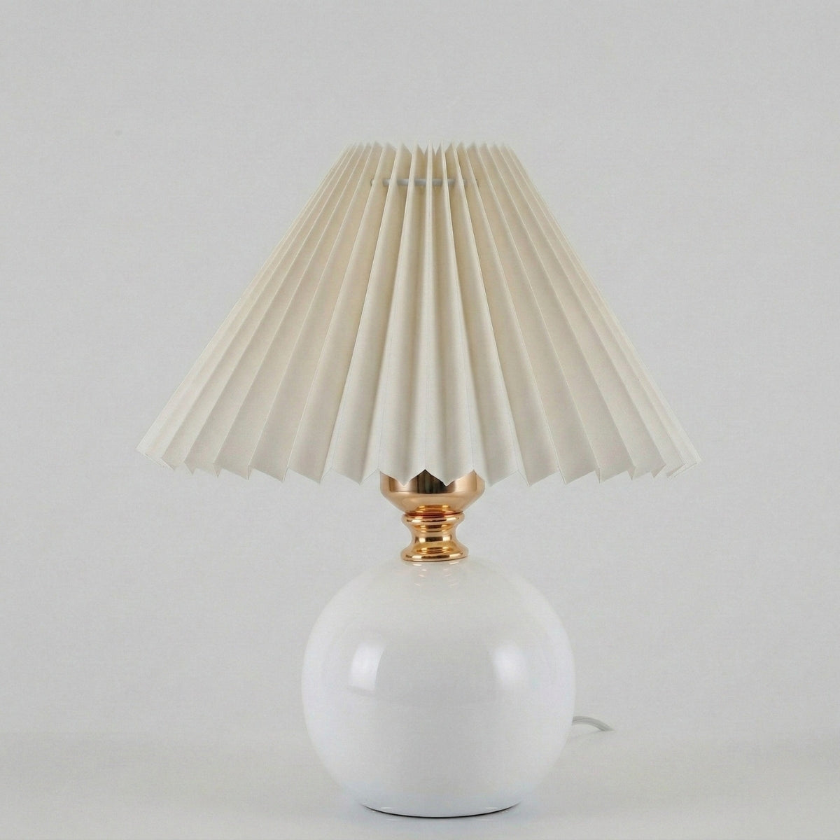 Ceramic Table Lamp - Compact Design for Warm Ambient Lighting 1