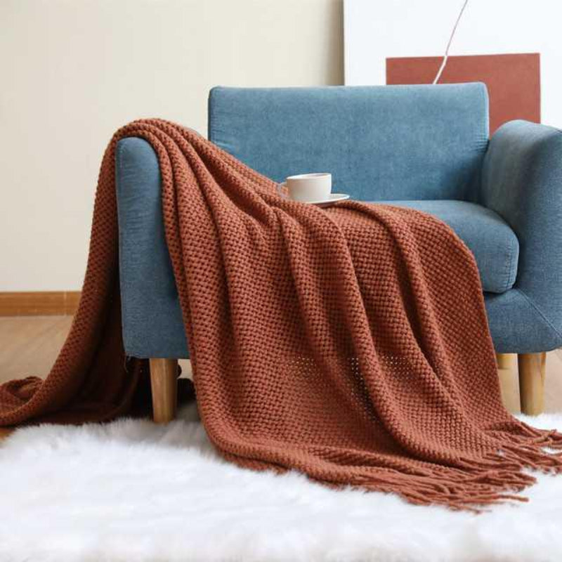 Chunky Knit Blanket - Soft, Warm & Cozy Throw for Home Decor 4