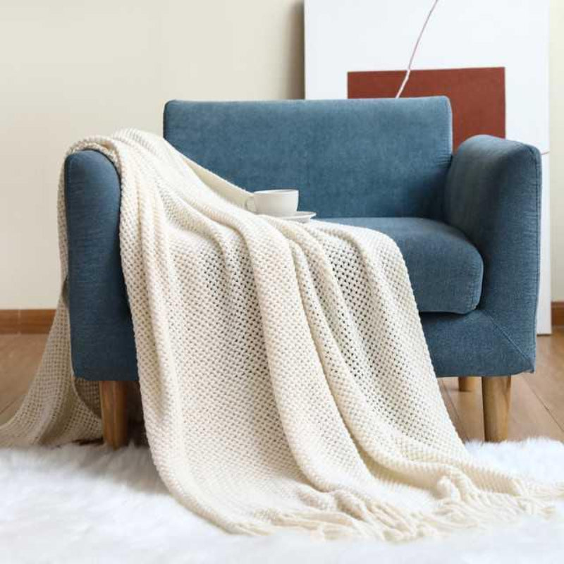 Chunky Knit Blanket - Soft, Warm & Cozy Throw for Home Decor 5