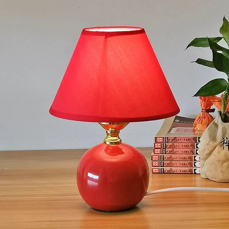 Elegant Ceramic Table Lamp for Living Room or Bedroom – Compact LED Bedside Lighting 4
