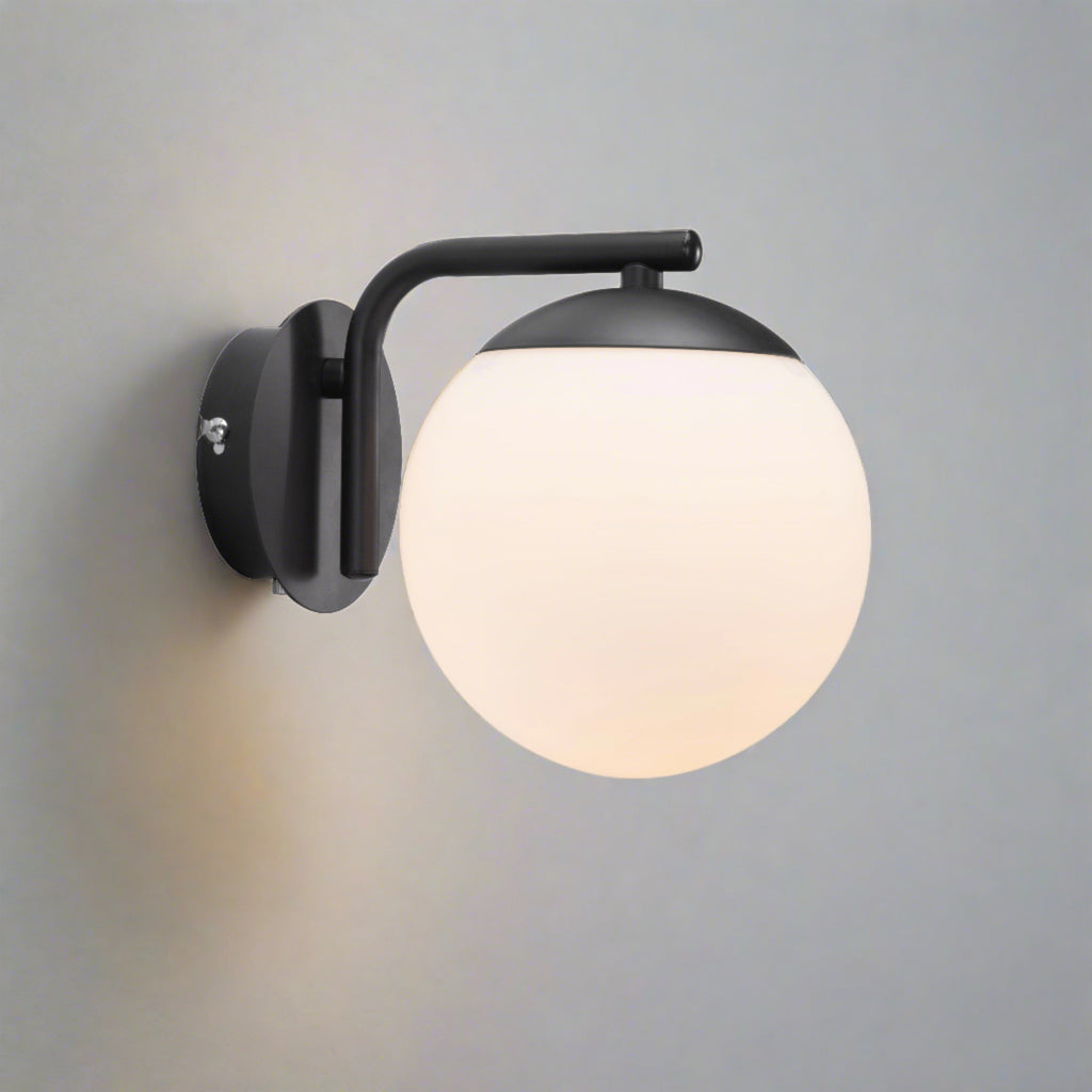 Elegant Wall Sconce - Modern Design & Versatile Installation 0