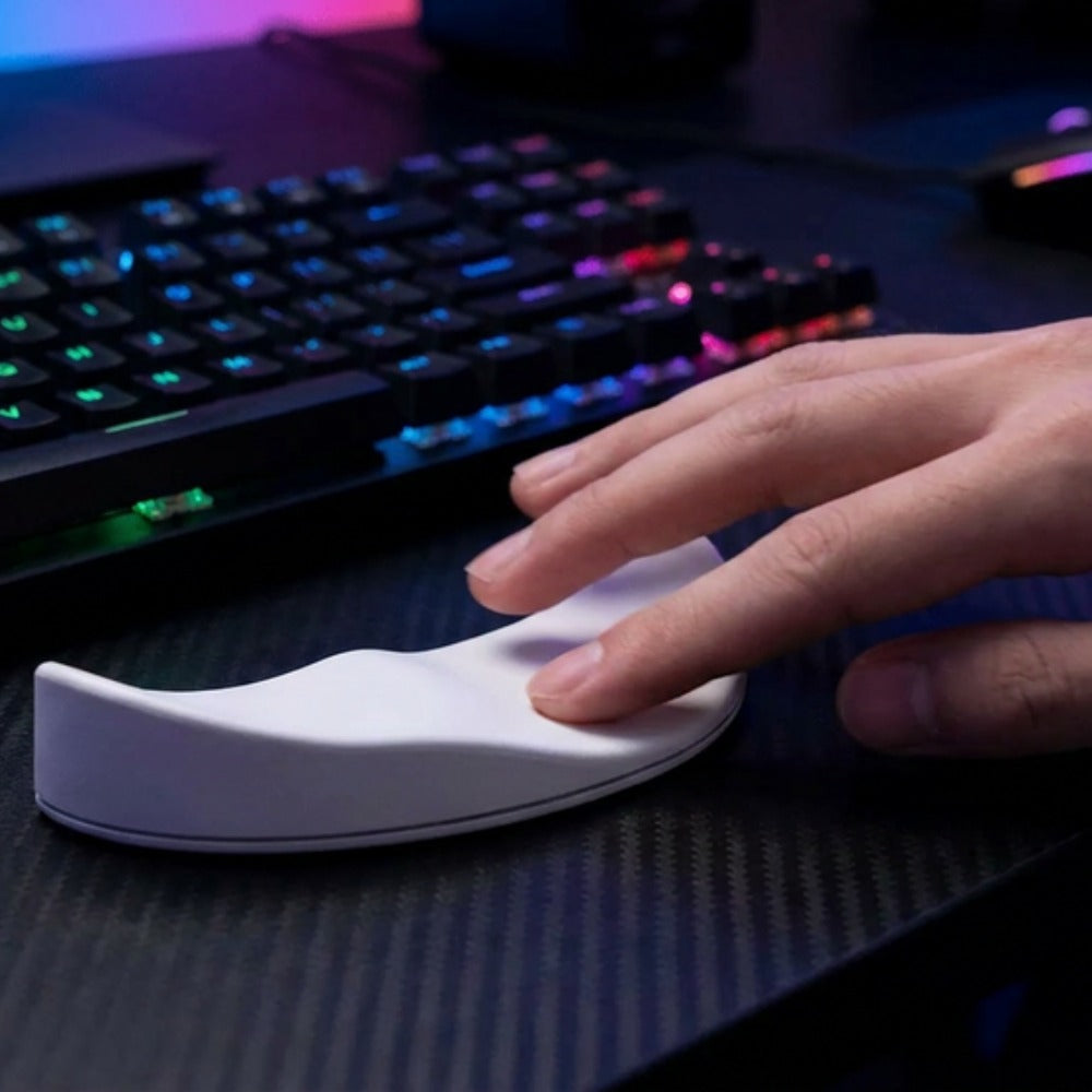 Ergonomic Mouse Pad with Wrist Rest - 3D Arc Design for Comfort 2