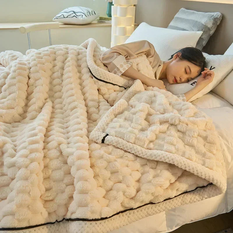 Flannel Blanket - Ultra-Soft Warmth for Cozy Autumn Evenings 0