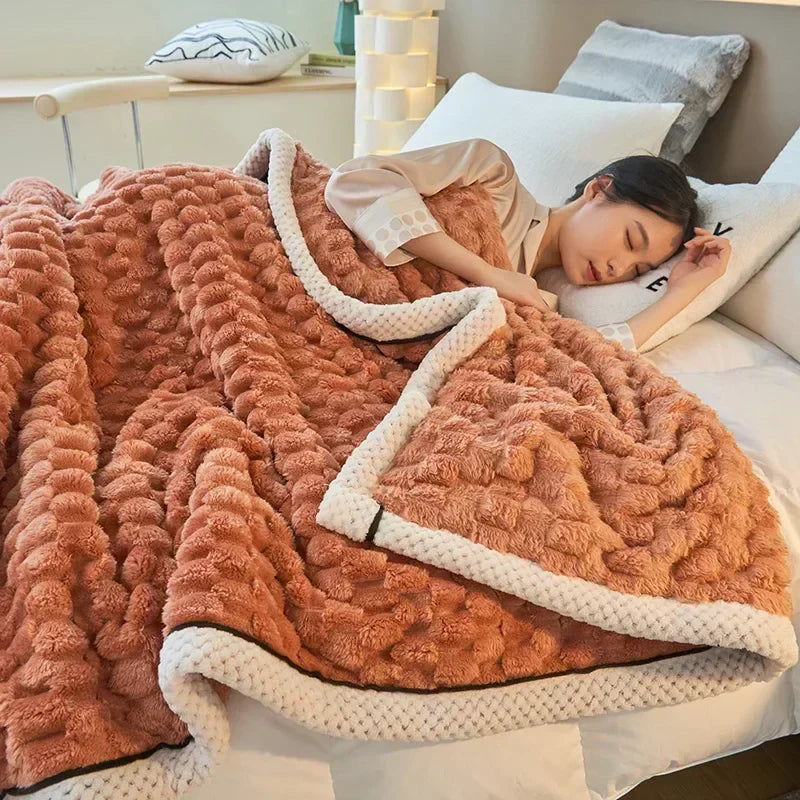 Flannel Blanket - Ultra-Soft Warmth for Cozy Autumn Evenings 6