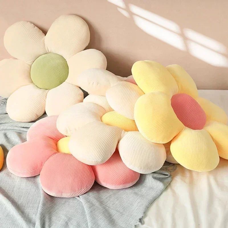 Flower Cushion - Soft Polyester Bloom Shape for Cozy Interiors 3