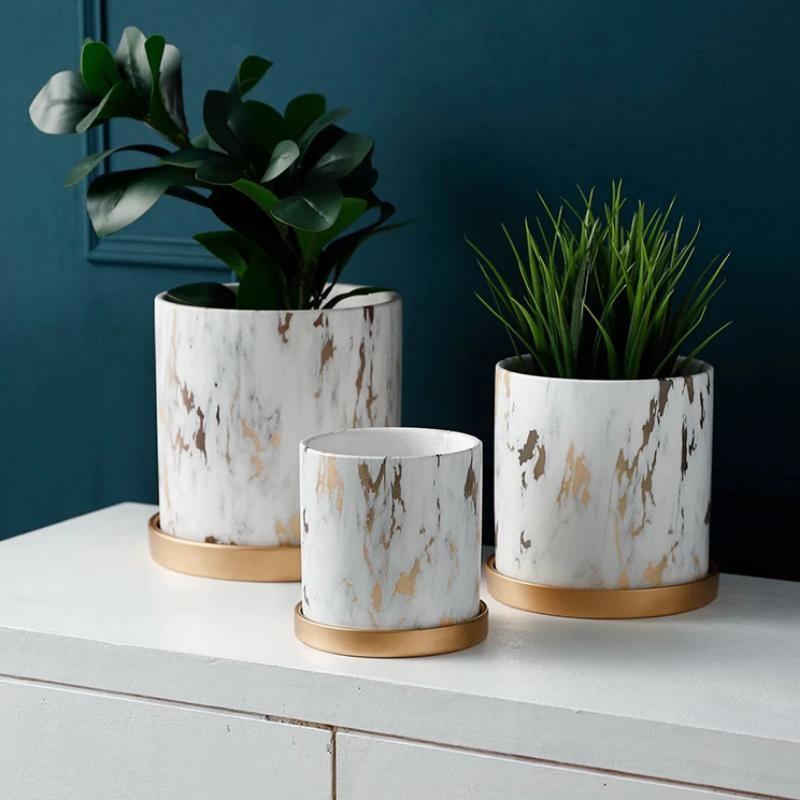 Golden Labyrinth Planters - Elegant Ceramic & Porcelain Design 1