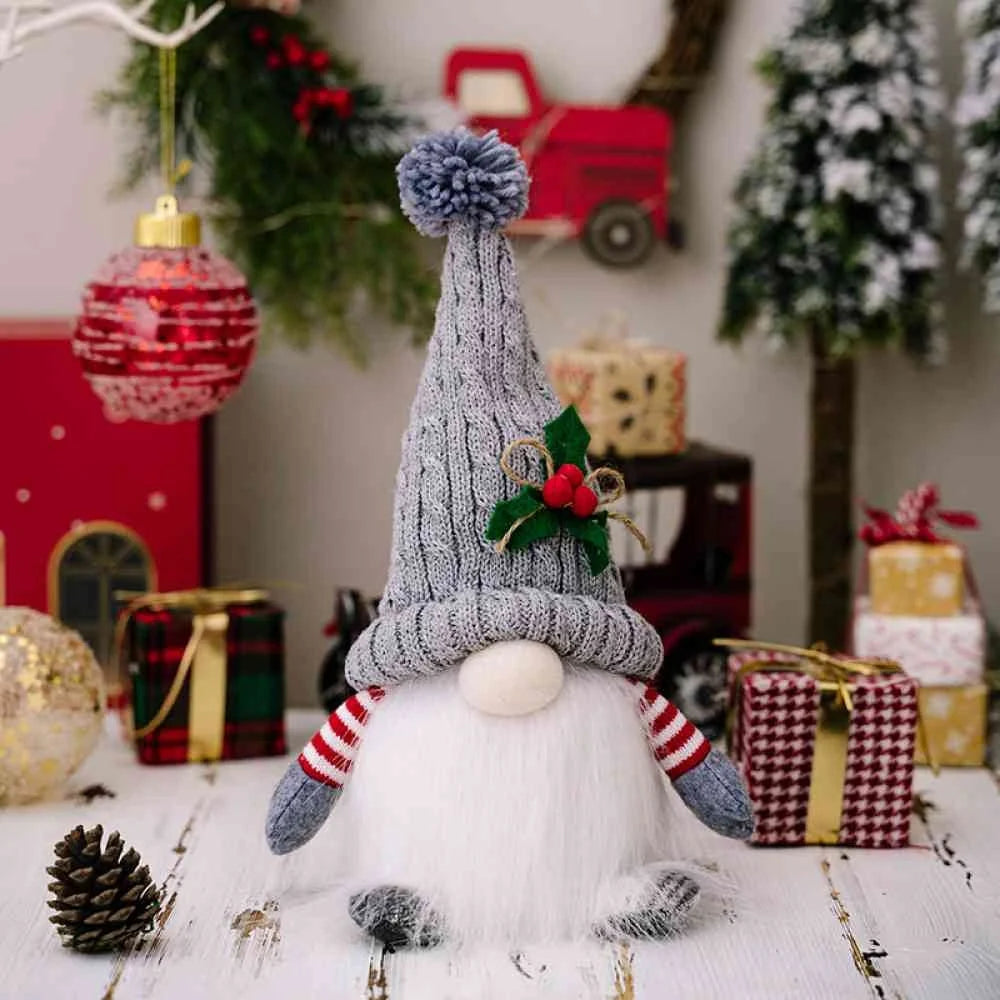Illuminated Festive Gnome Figure for Christmas Decorations – Plush Construction with Built-In Light for Holiday Decor 3