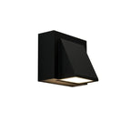 Industrial Outdoor Wall Lamp - Durable Metal Design, IP65 Rated 1