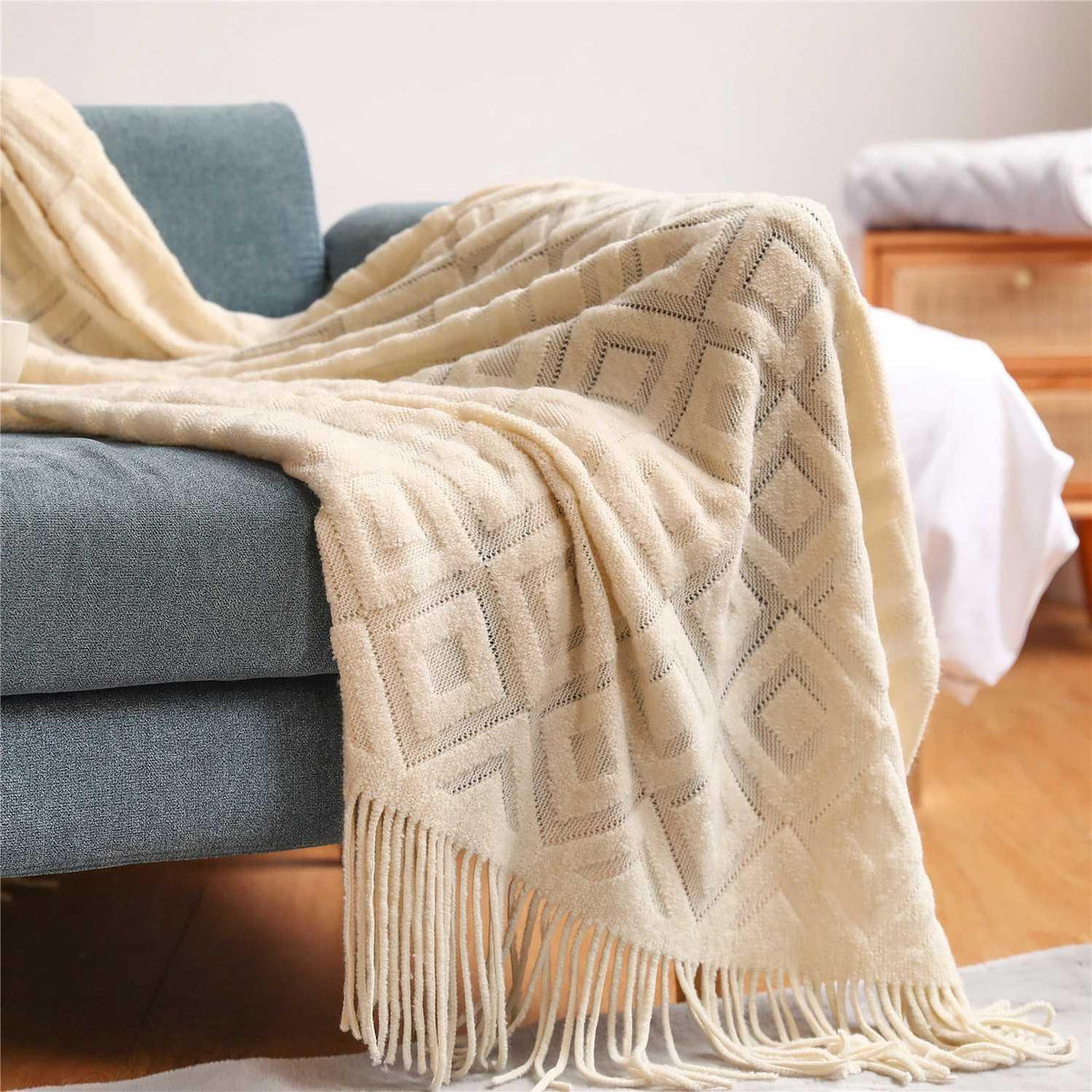  Knit Blanket - Soft, Warm Comfort for Home Decor 2