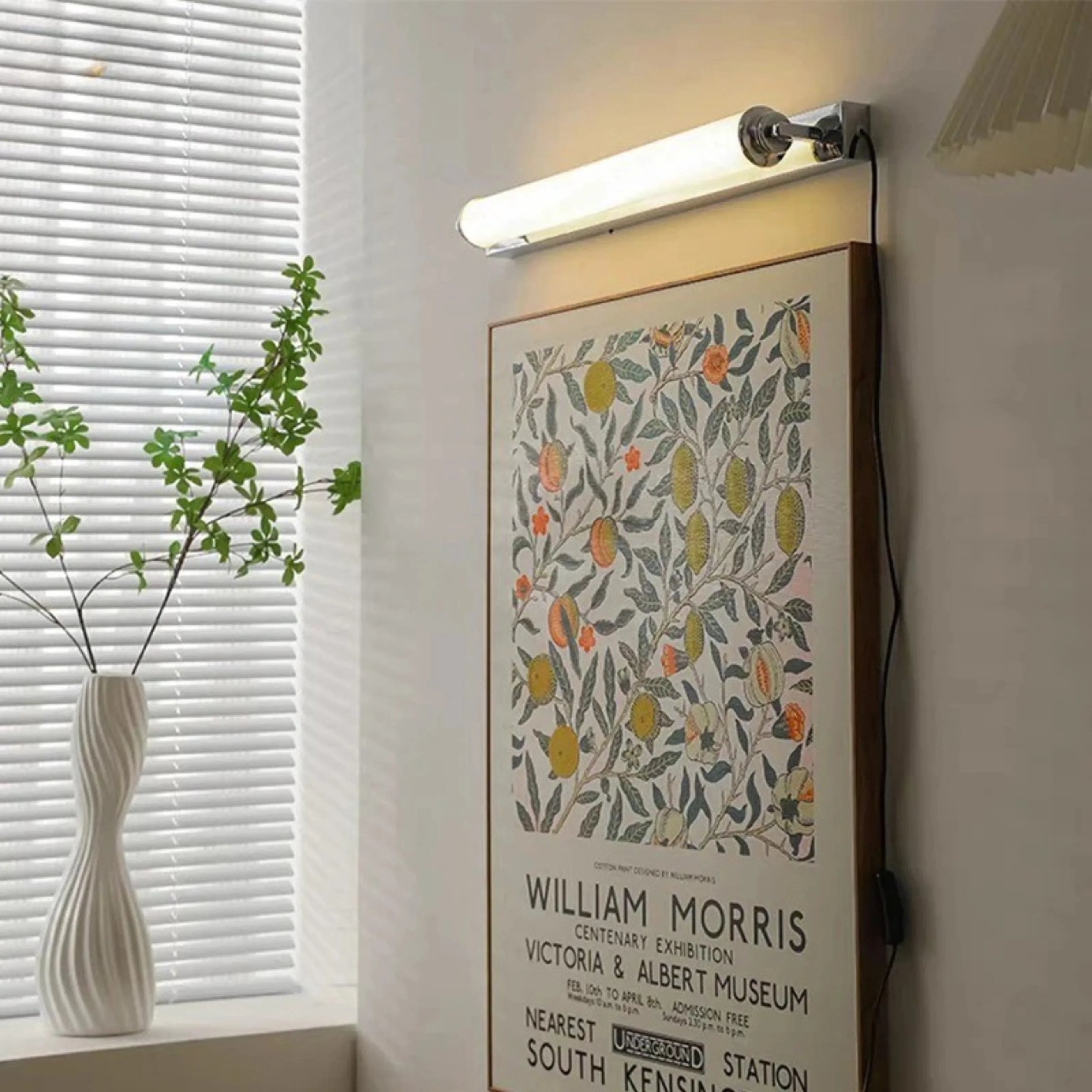 LED Vanity Wall Light, Wall Mounted, Hardwired or Plug In, Downward Lighting 2