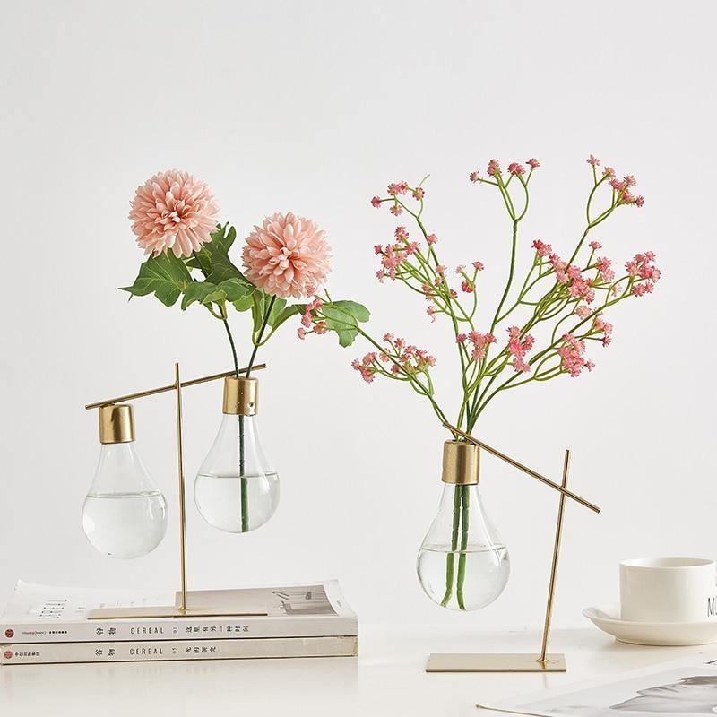 Lightbulb Propagation Vase - Stylish Indoor Gardening Solution 1
