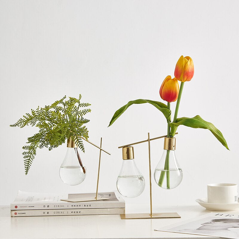 Lightbulb Propagation Vase - Stylish Indoor Gardening Solution 2