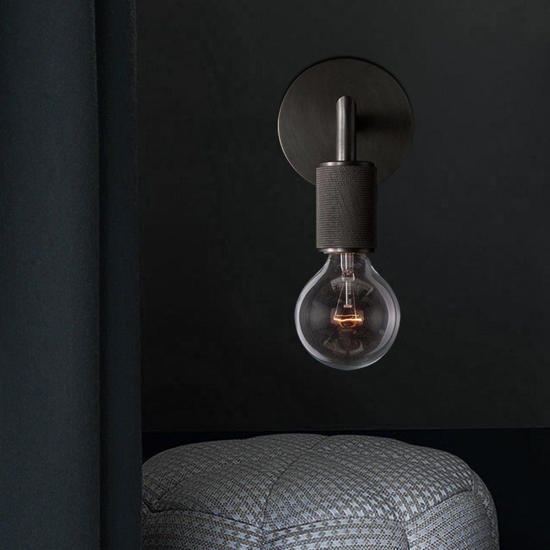 Metal Wall Sconce - Timeless Design with Flexible Lighting Options 5