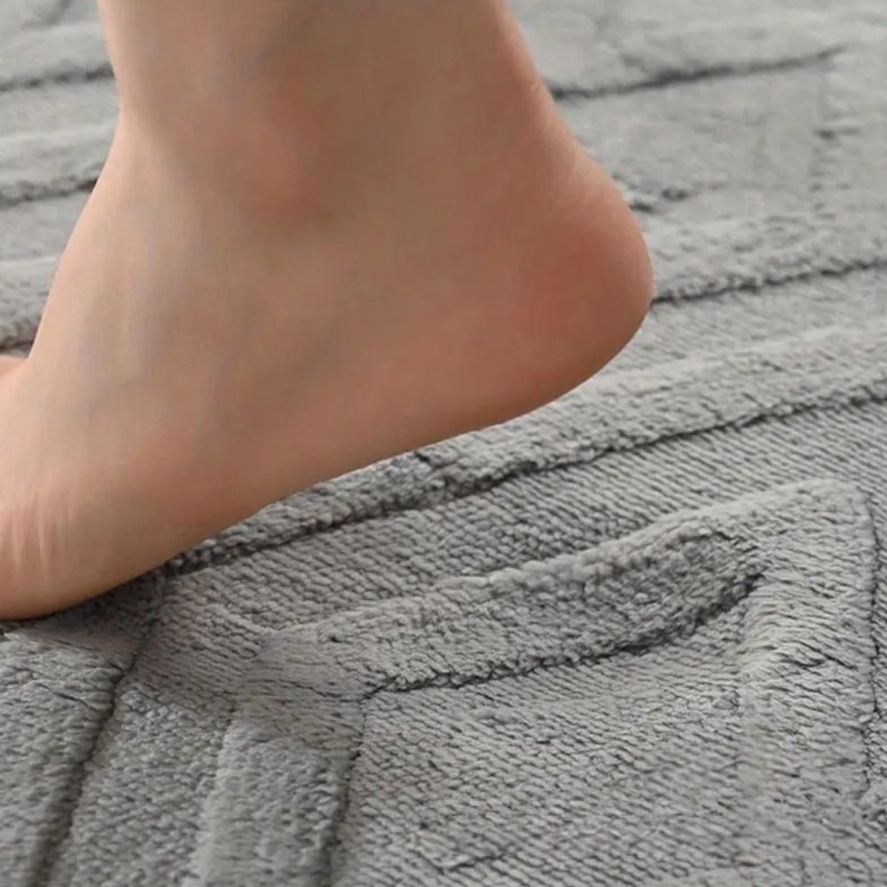 Microfiber Bath Mat - Non-Slip, Ultra-Soft Comfort & Modern Design 3