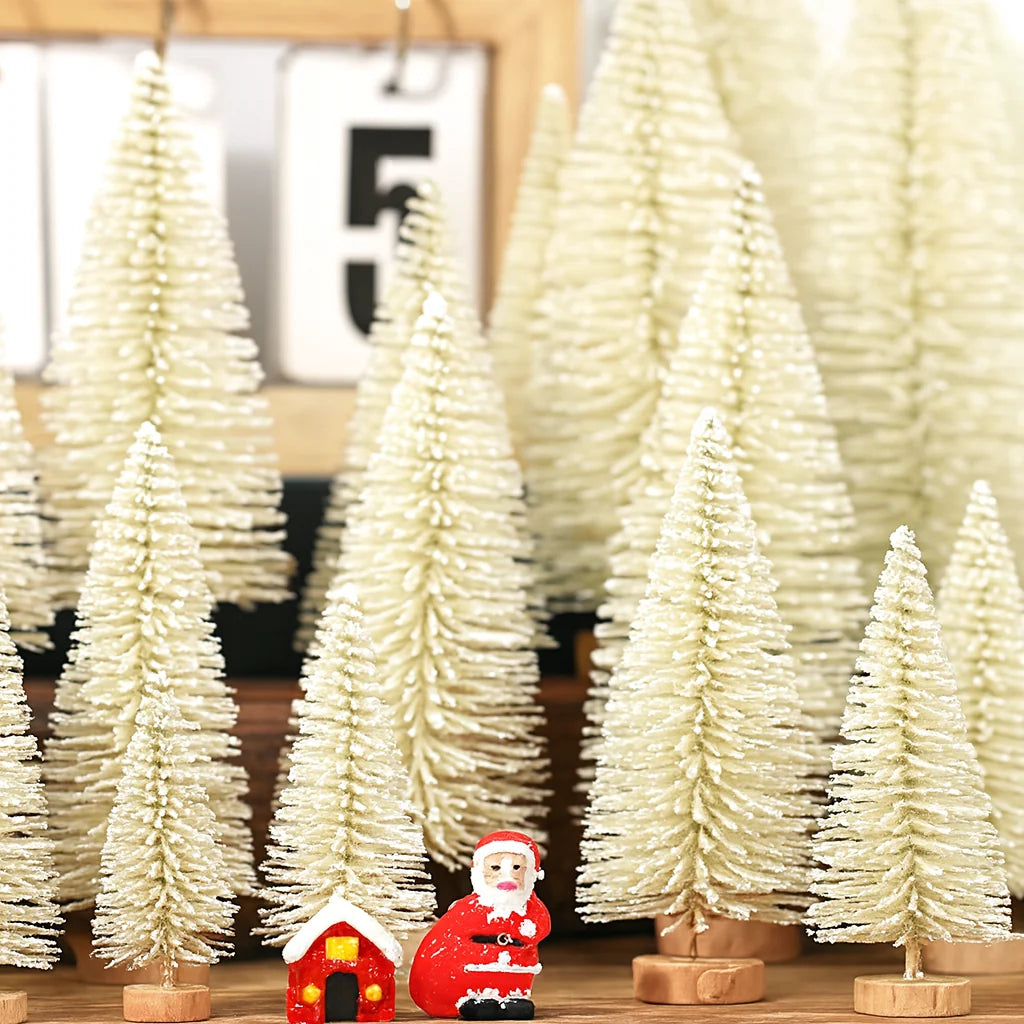 Mini Christmas Tree Set - 30 Trees with Snow Effect and Wooden Bases, 6-13 cm Tall for Winter Decorations and Crafting 1