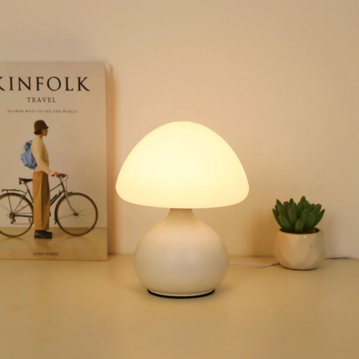 Modern Mushroom Table Lamp with 3-Color Settings and Dimming – Stylish Bedside or Desk Lamp for Customizable Lighting 0