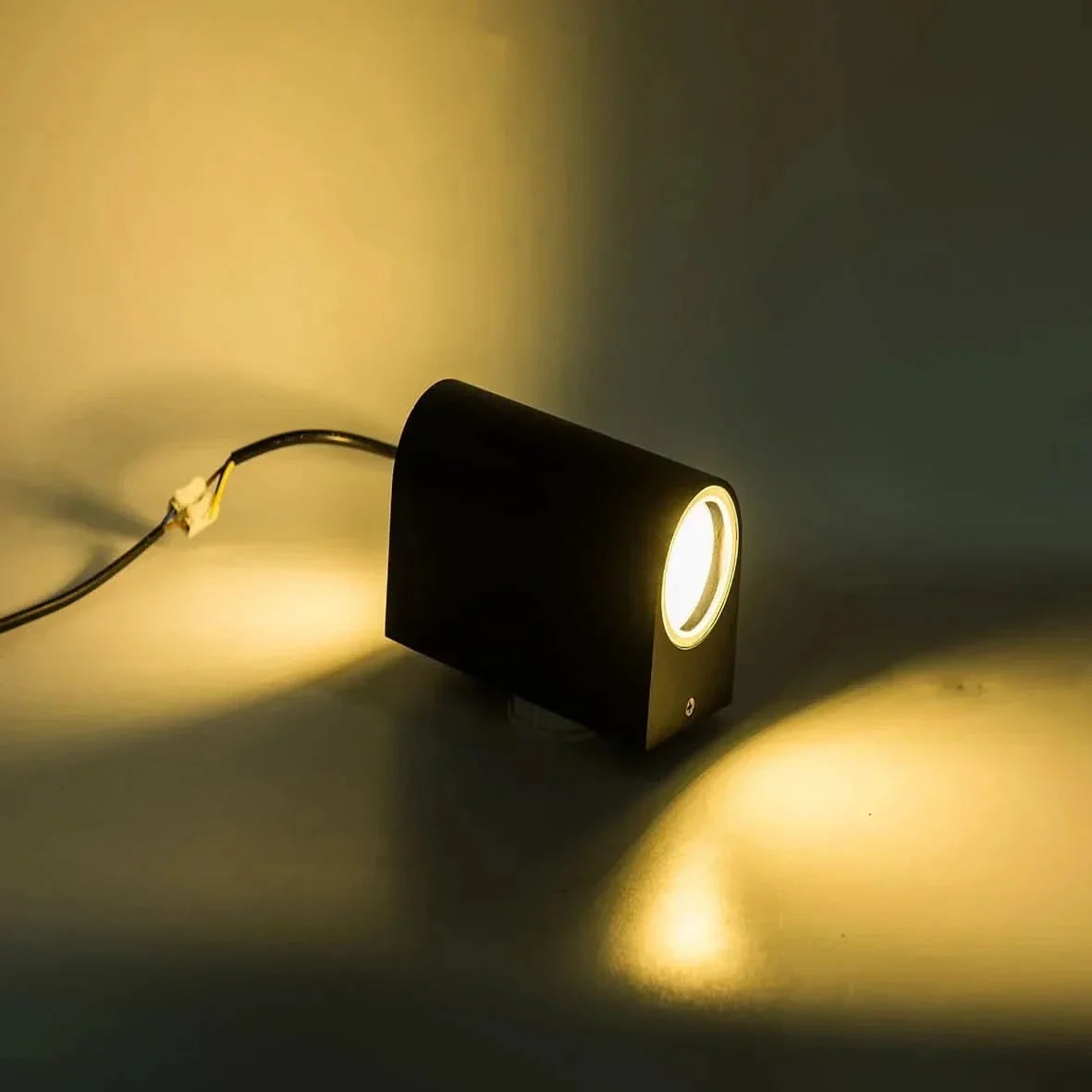 Modern Outdoor Wall Light - Energy-Efficient LED Sconce, Durable Aluminum 3