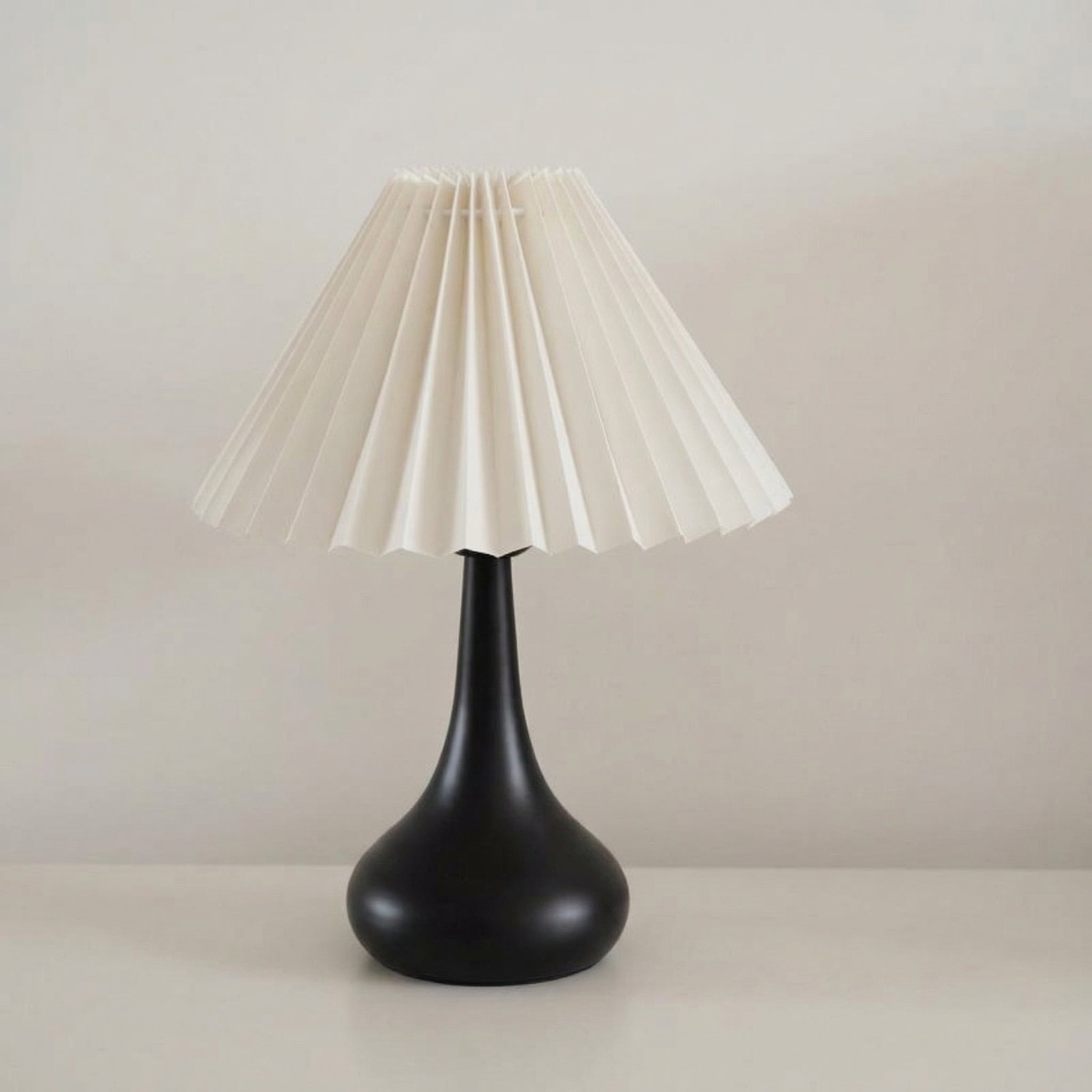 Modern Table Lamp - Dimmable LED, Stylish Design for Bedside & Desk 1