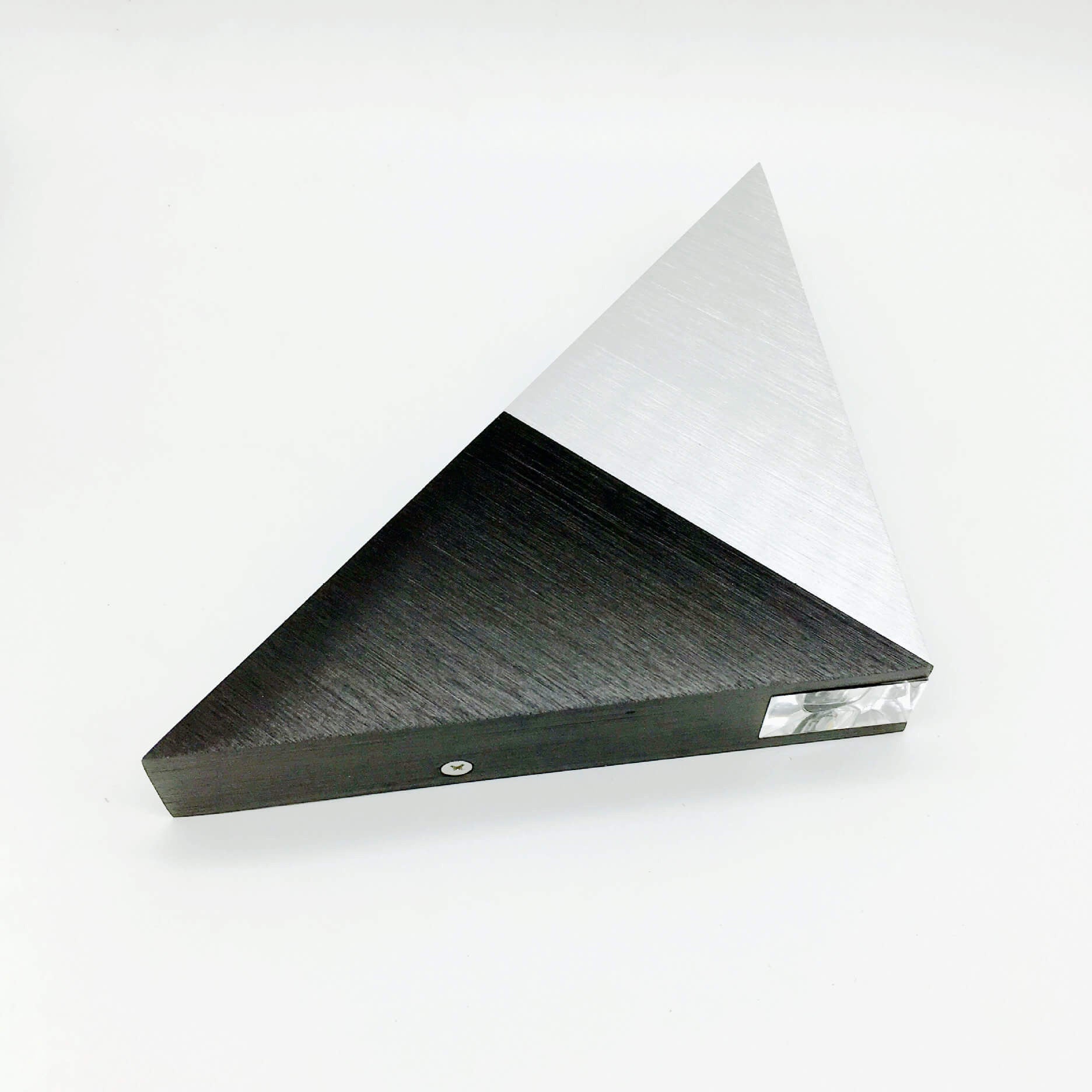 Modern Triangle Pyramid Wall Sconce Lamp – LED Wall Lighting in Black and White, Energy-Efficient Aluminum and Acrylic Design 8