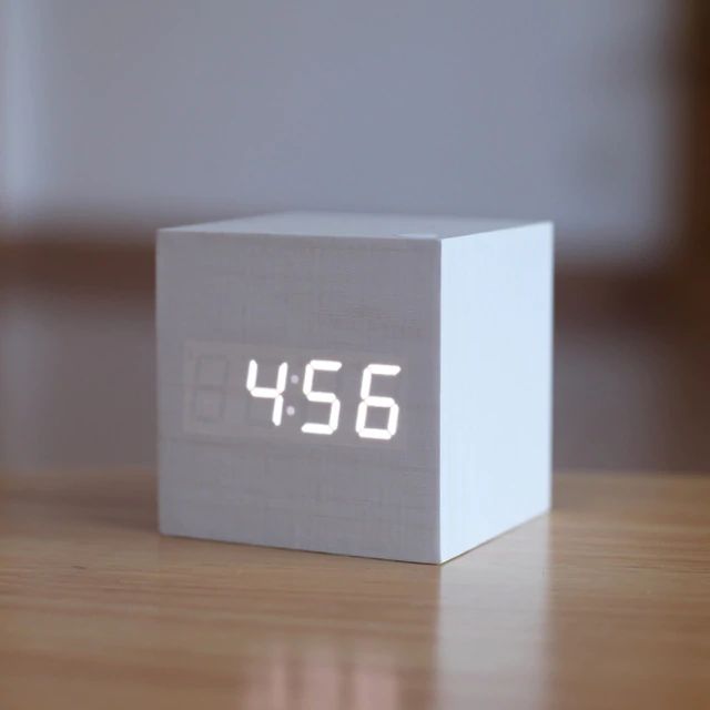 Modern Wooden Digital Desk Clock – Minimalist Cube Design for Home or Office, Compact Bamboo Wood Timekeeper 3