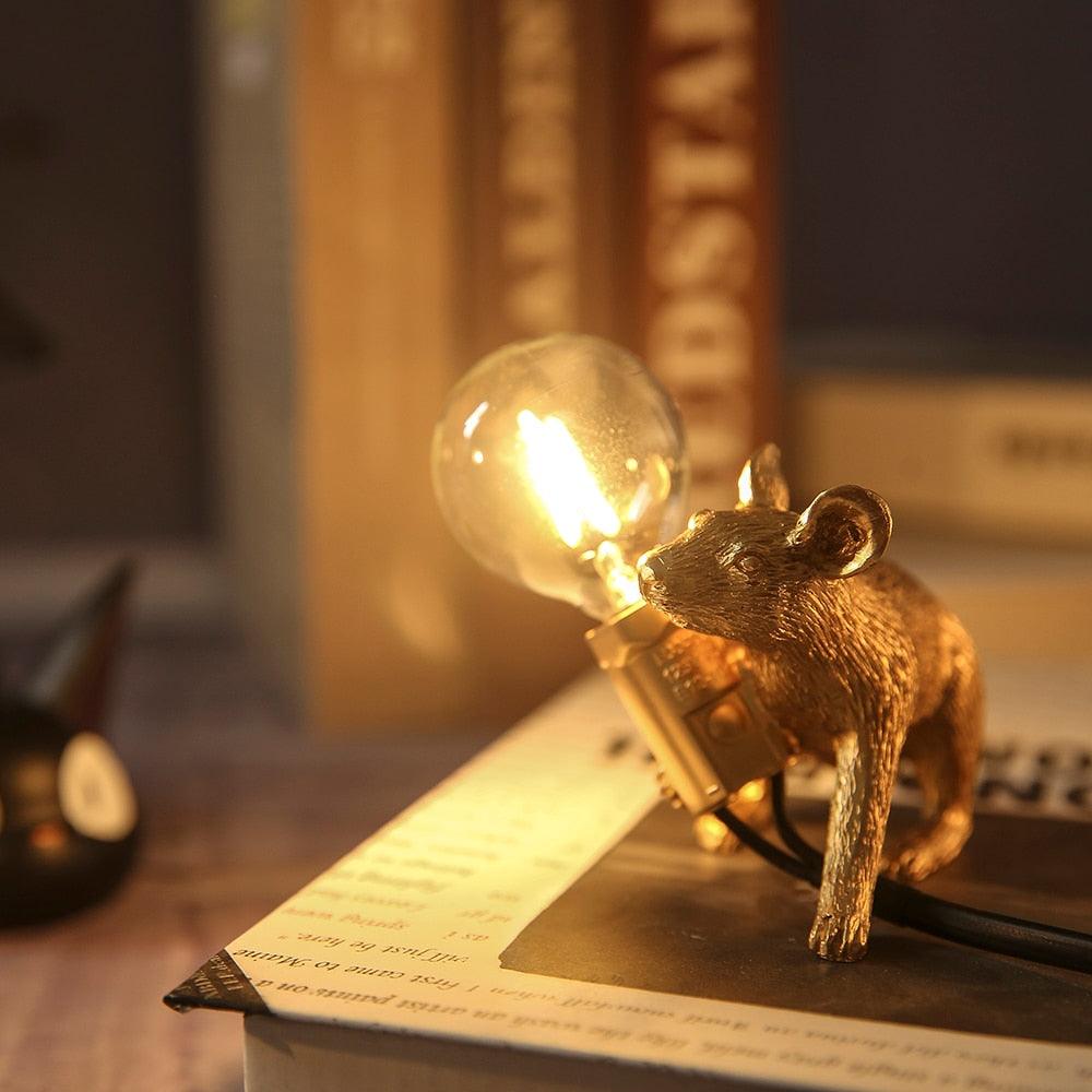Mouse-Shaped Table Lamp - Modern LED Design for Desks & Bedside Tables 11