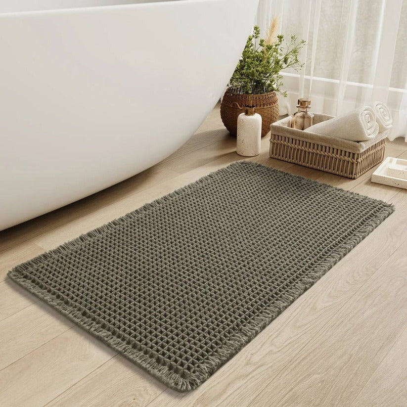 Non-Slip Bath Rug - Moisture-Wicking, Stylish Tassels for Safety 0