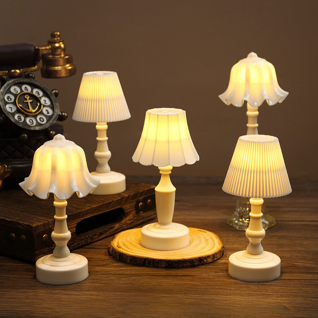 Nordic Battery Operated Table Lamp - Cordless LED Bedside Lighting 4