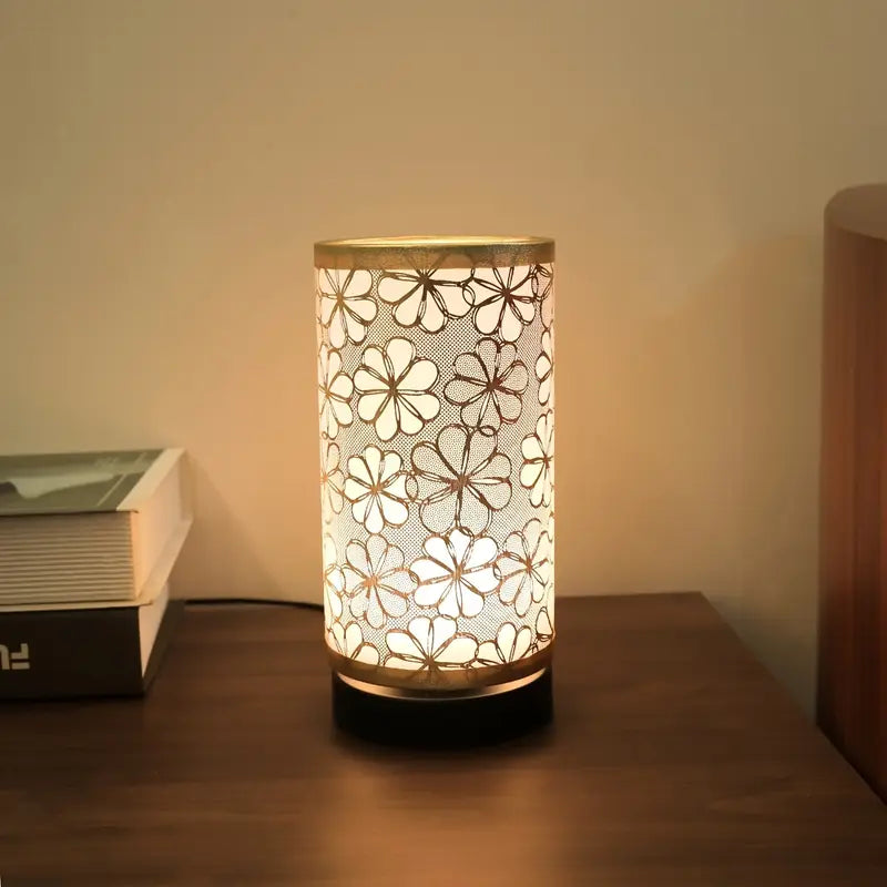 Nordic Vintage Table Lamp - USB Powered, Sunflower Shade for Bedroom & Desk 1