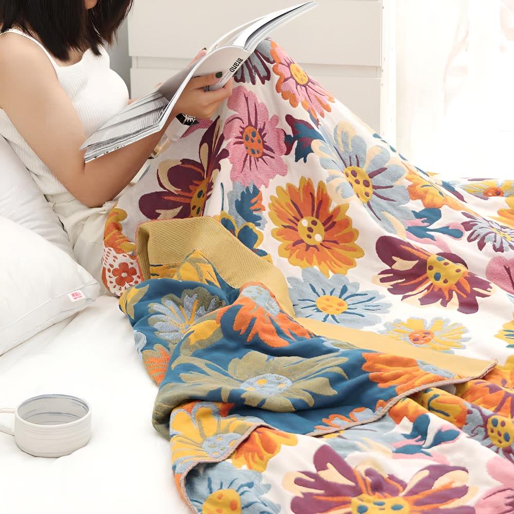 Organic Cotton Blanket - Soft, Reversible Floral Design for Summer Comfort 3