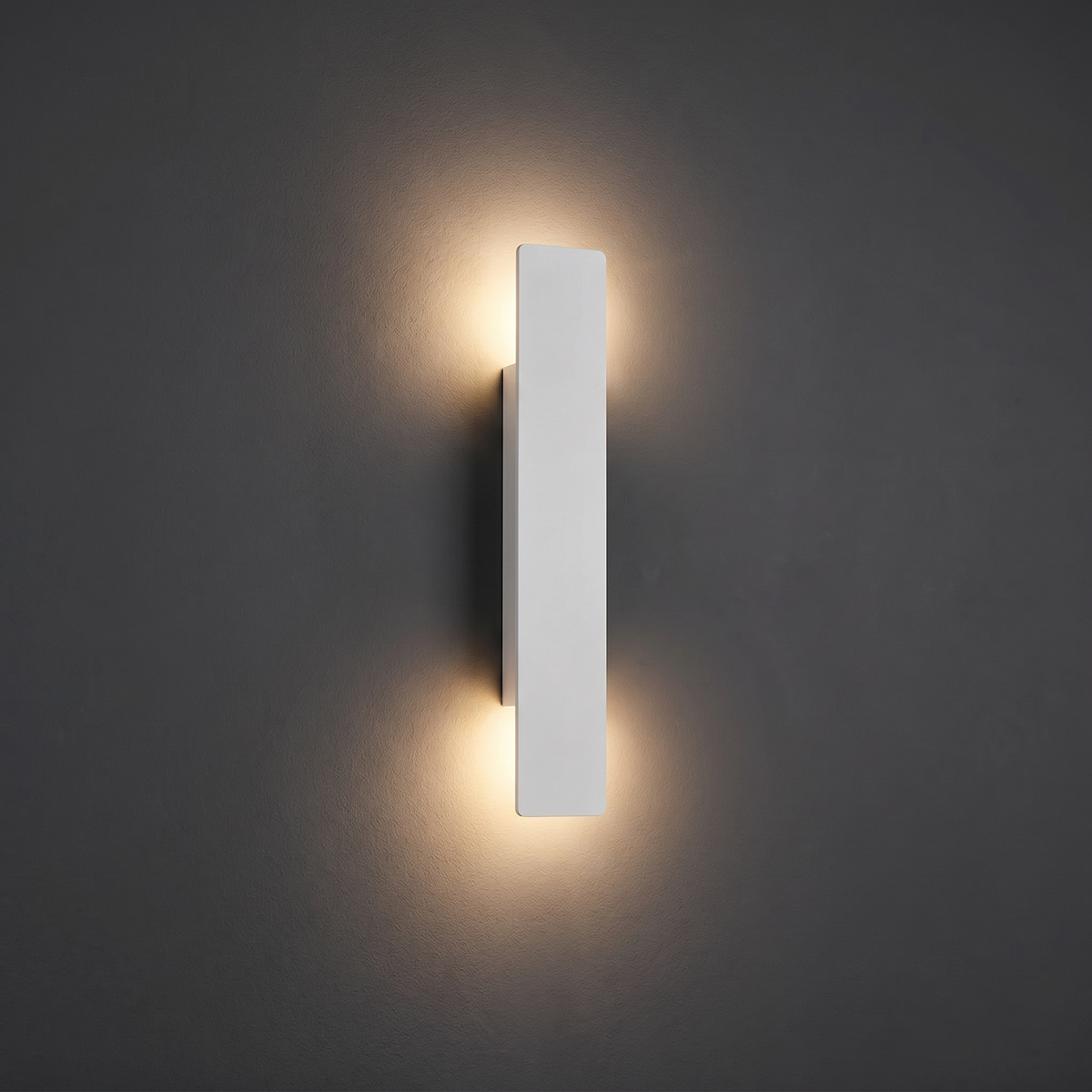 Outdoor Wall Light - IP65 Weatherproof Aluminium Sconce with Dual Beam 1