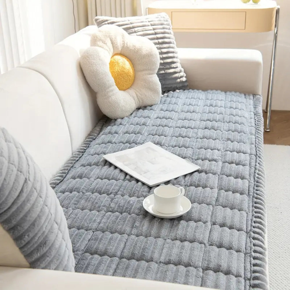 Plush Sofa Cover with Pleated Edges – Soft Microfiber Slipcover for Dogs and Elegant Protection 5