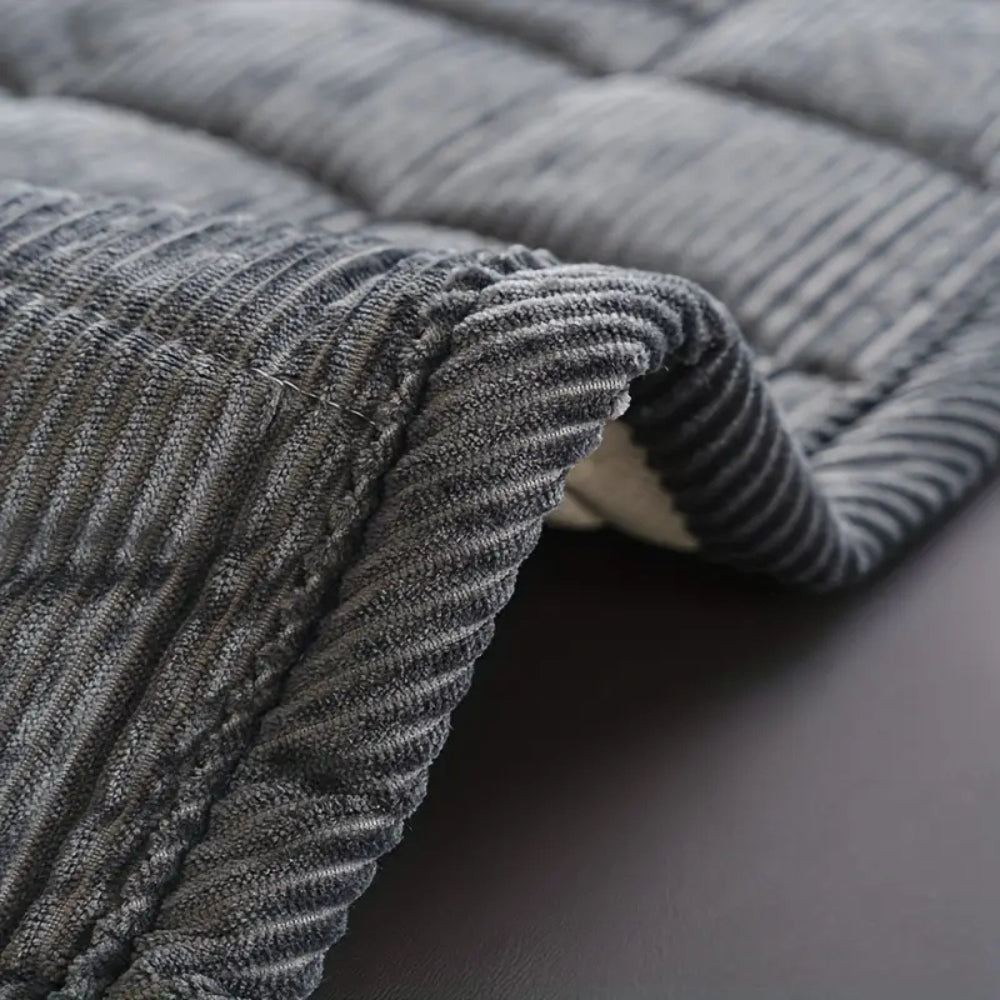 Quilted Couch Cover - Soft, Non-Slip Protection for Sofas & Dogs 5