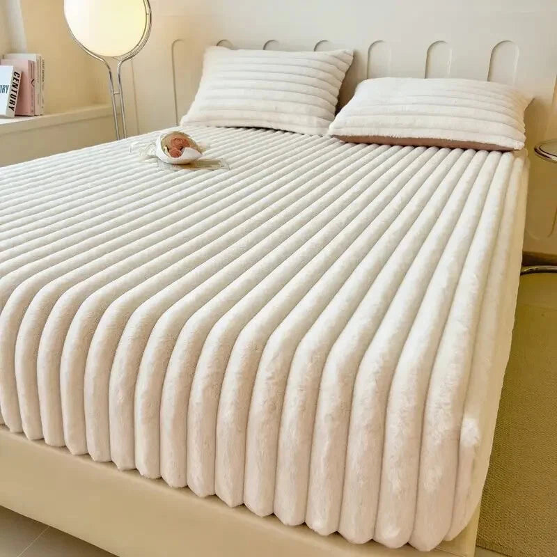 Quilted Velvet Fitted Bed Sheet - Ultra-Soft Comfort & Deep Pockets 0