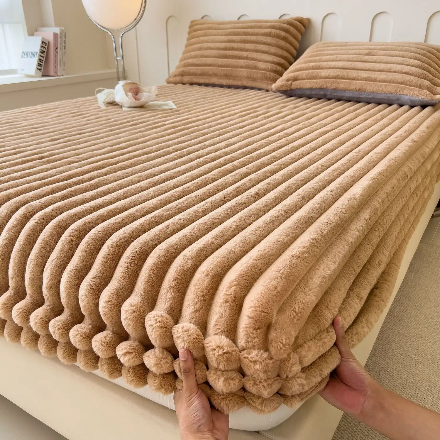 Quilted Velvet Fitted Bed Sheet - Ultra-Soft Comfort & Deep Pockets 5