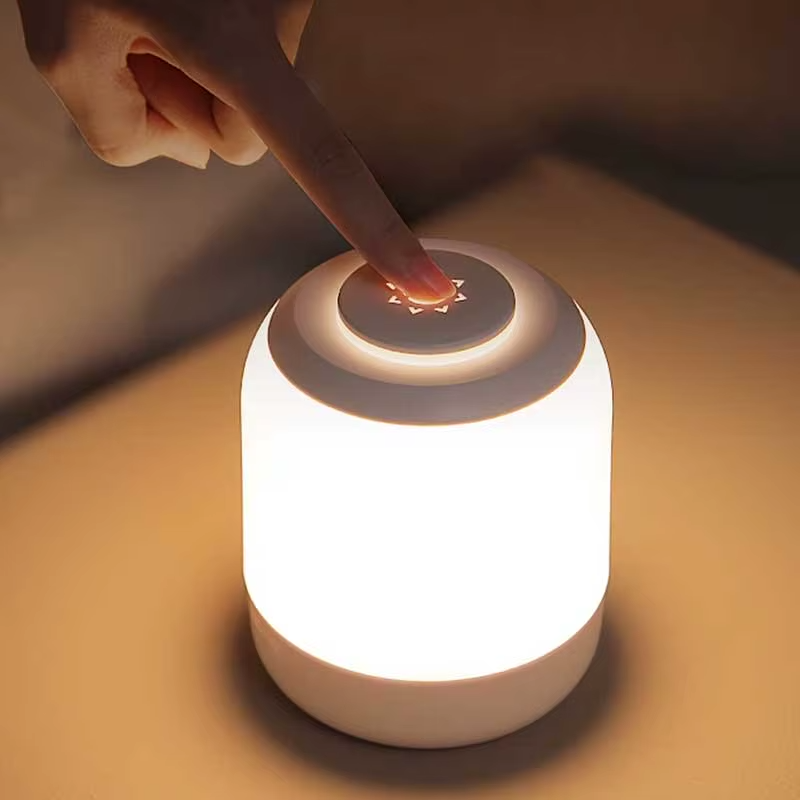 Rechargeable Touch Control Night Light - Portable Warm Ambiance 4