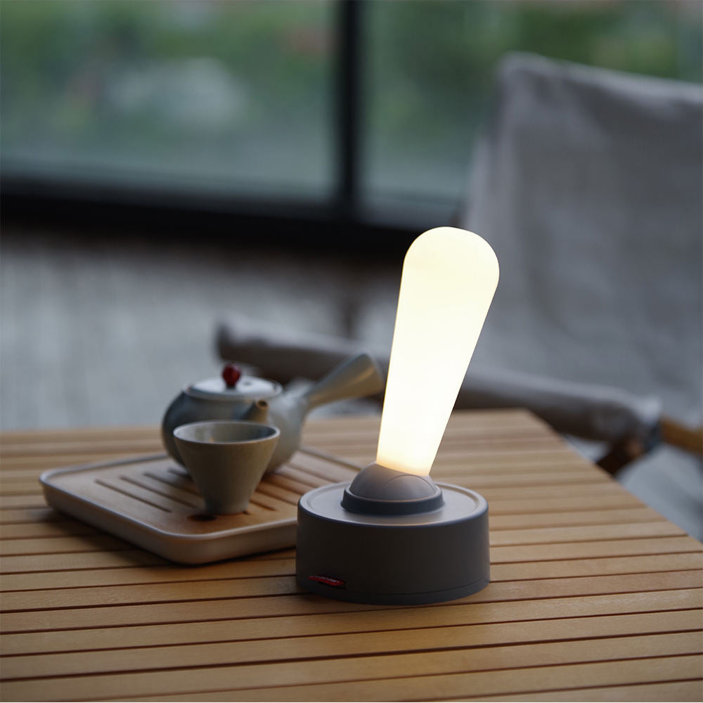 Retro Table Lamp - Cordless & Rechargeable with Adjustable Brightness 2