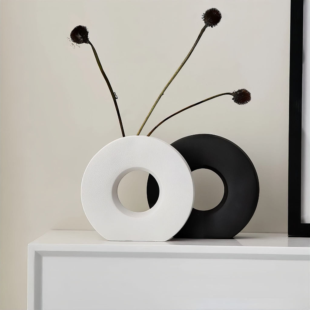 Round Ceramic Vase - Minimalist Donut Shape for Elegant Flower Display 3