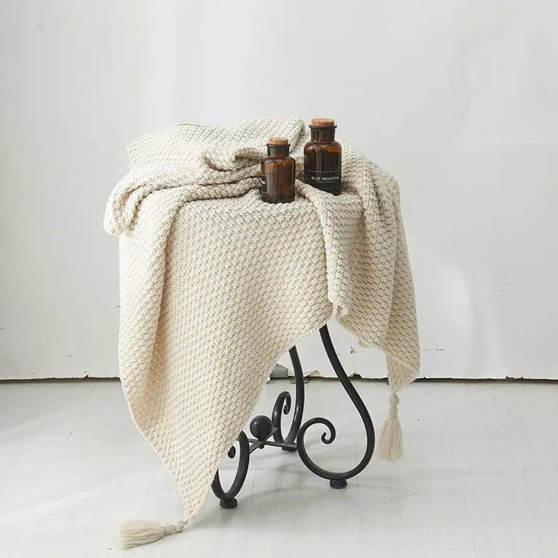 Scandinavian Knitted Blanket - Soft, Warm, Cozy Home Comfort 2