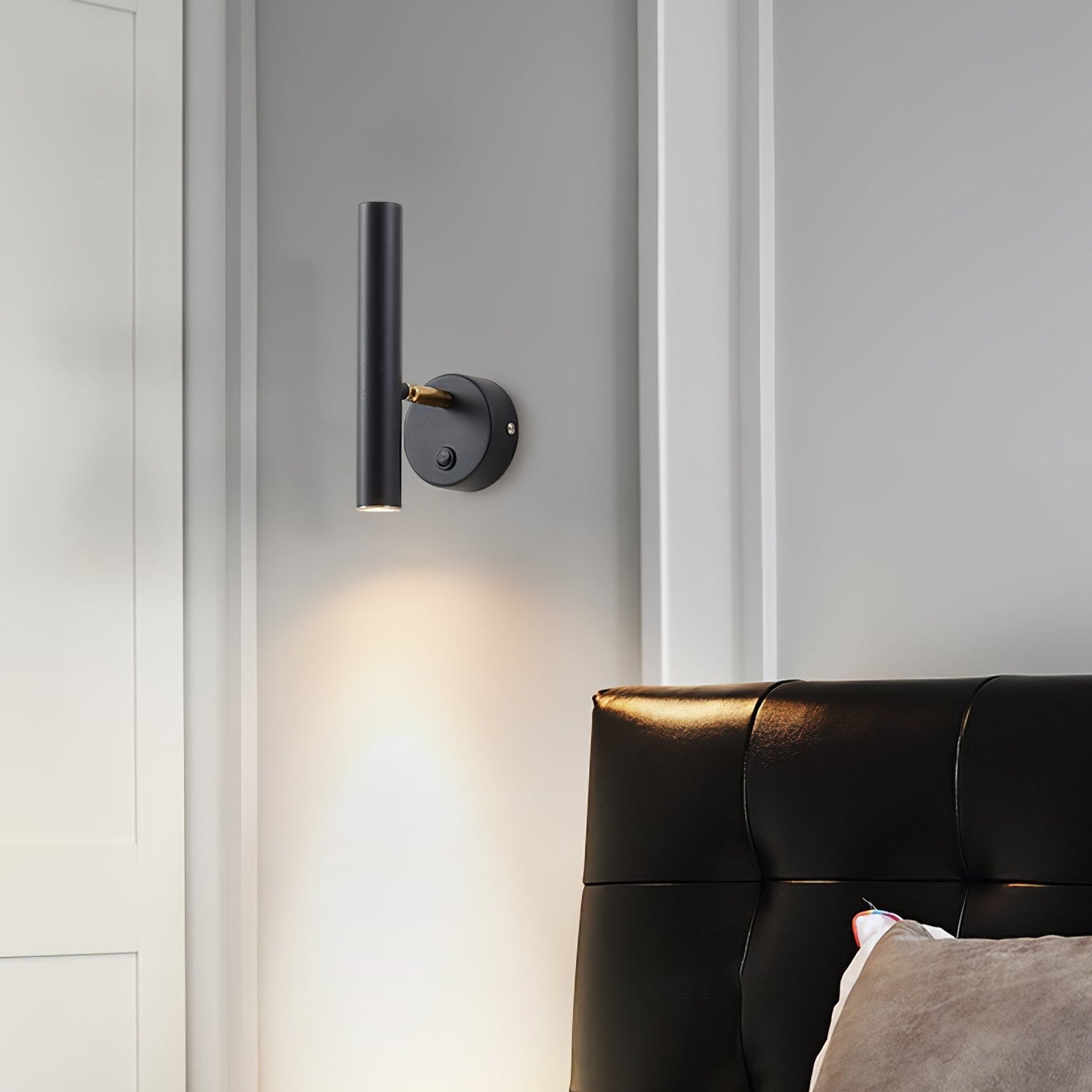 Slender Adjustable Wall Lamp with Integrated LED, Black Finish – Modern Sconce Light for Indoor Spaces 7