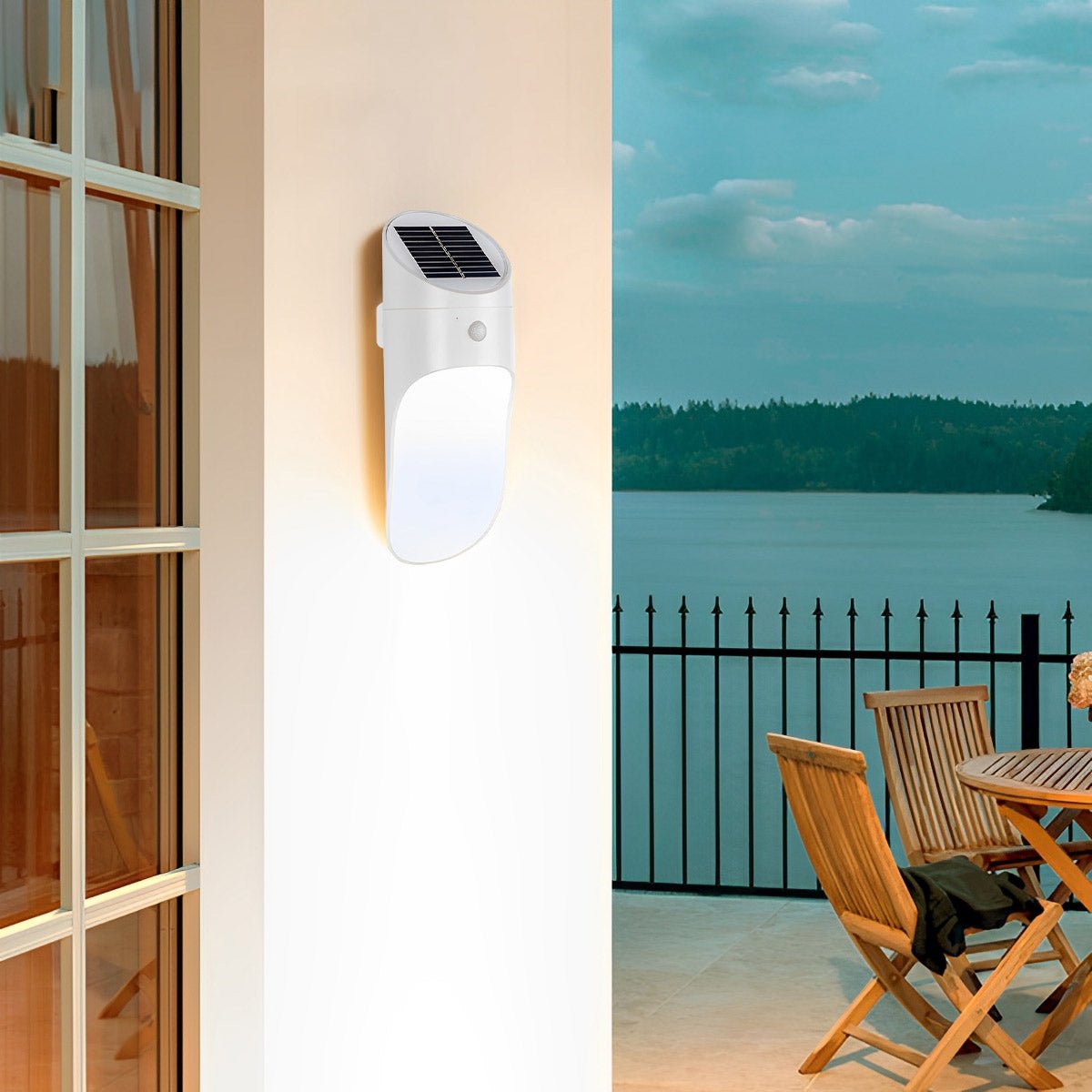Solar Outdoor Wall Light - PIR Motion Sensor, Eco-Friendly Illumination 4